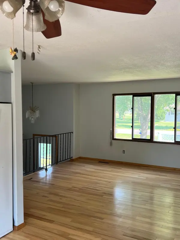 15729 93rd CIR NE, Elk River, MN 55330
