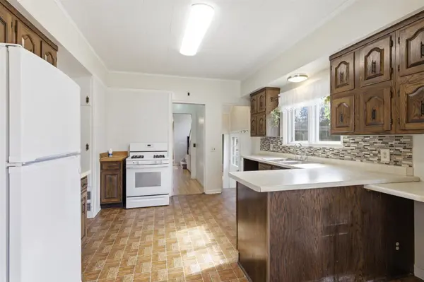 825 Fayal Rd, Eveleth, MN 55734
