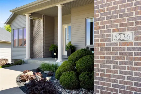 5236 Southern Ridge LN SW, Rochester, MN 55902