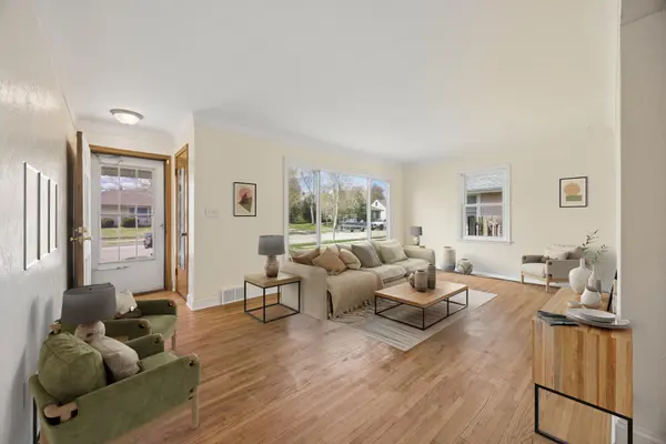1652 Atlantic ST, Saint Paul, MN 55106