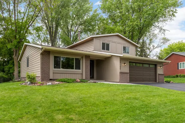 17137 Franchise WAY, Lakeville, MN 55024
