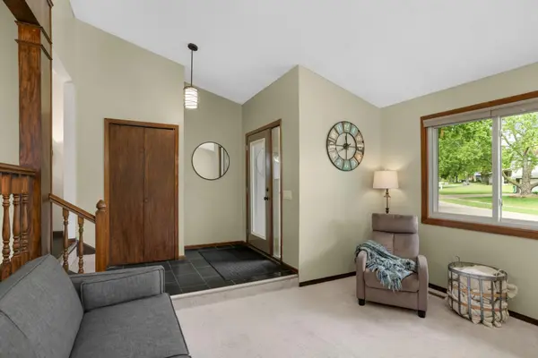 17137 Franchise WAY, Lakeville, MN 55024