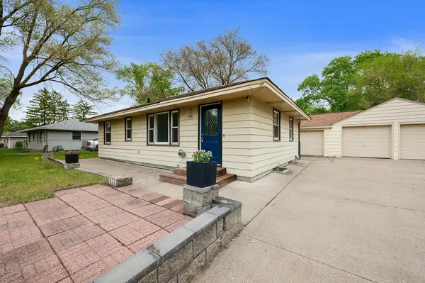 11581 Kumquat ST NW, Coon Rapids, MN 55448