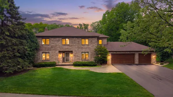8050 134th ST W,  Apple Valley,  MN 55124