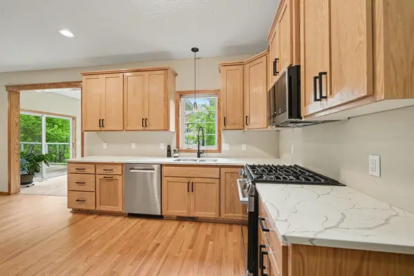 606 Doherty AVE SE, New Prague, MN 56071