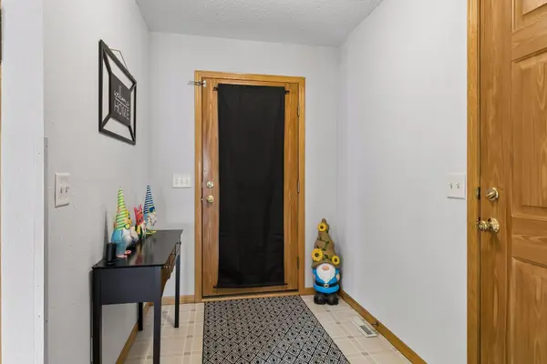 608 E Welco DR, Montgomery, MN 56069