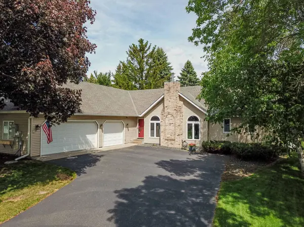 9343 Hillside TRL S, Cottage Grove, MN 55016