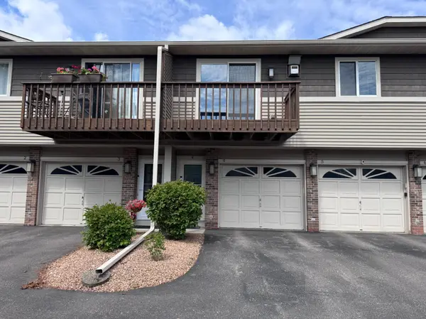 14025 44th PL N #4, Plymouth, MN 55446