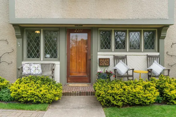 2214 Saint Anthony Pkwy, Minneapolis, MN 55418