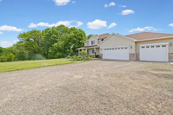 1914 261st AVE NW, Isanti, MN 55040