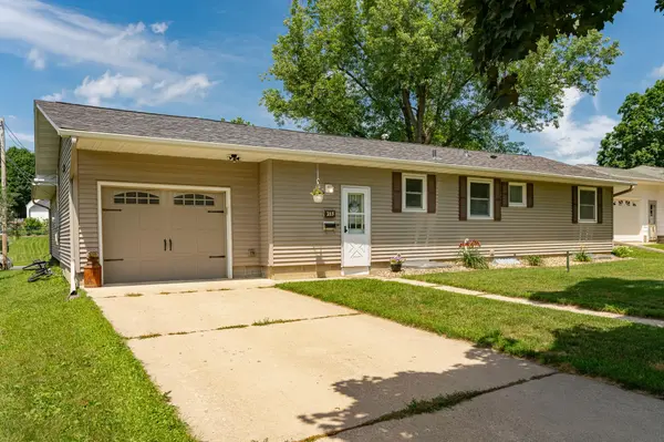 213 Division ST NE,  Chatfield,  MN 55923