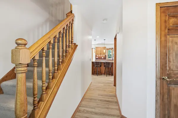 1165 Berwick LN, Mahtomedi, MN 55115
