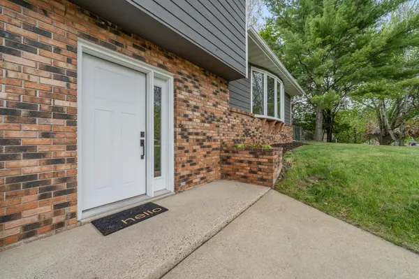 4208 Heritage LN NE, Alexandria, MN 56308
