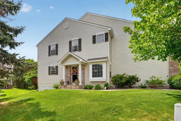15277 Florist CIR, Apple Valley, MN 55124