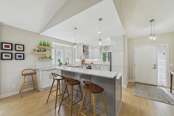 5149 Stoney Bridge CT, Minnetonka, MN 55345