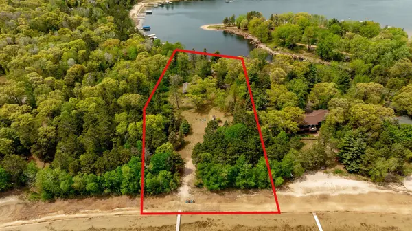 29246 Huxtable Point RD, Merrifield, MN 56465