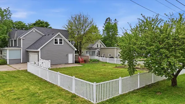 302 3rd ST W, Hastings, MN 55033
