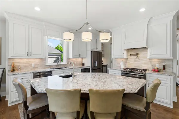 739 Stonebay DR, Orono, MN 55356