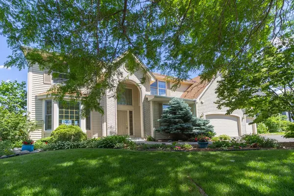 3440 Zircon LN N, Plymouth, MN 55447