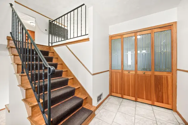 4686 Penkwe WAY, Eagan, MN 55122