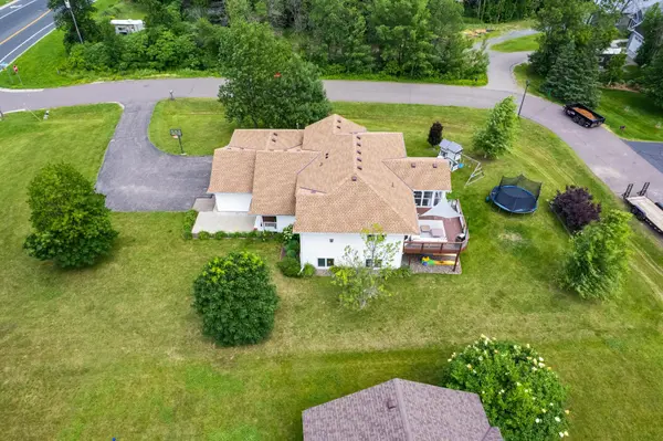 29084 Machmeier CT, Lindstrom, MN 55045
