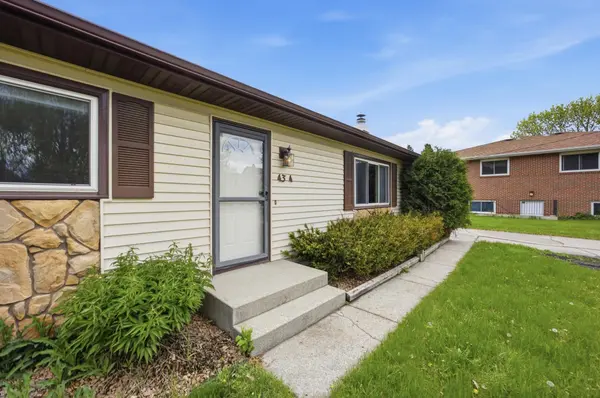 434 Dale AVE, Moorhead, MN 56560