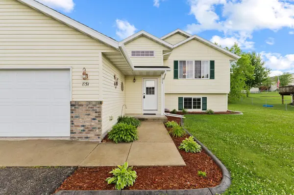 851 Forest City BLVD NW, Maple Lake, MN 55358