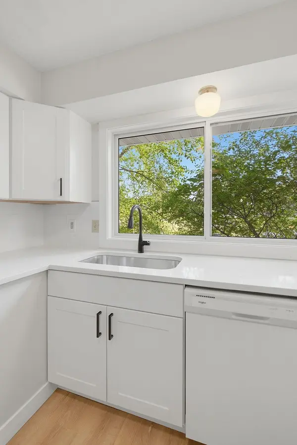 2221-2223 W 82nd ST, Bloomington, MN 55431