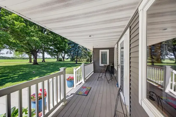 8405 50th ST SE, Eyota, MN 55934
