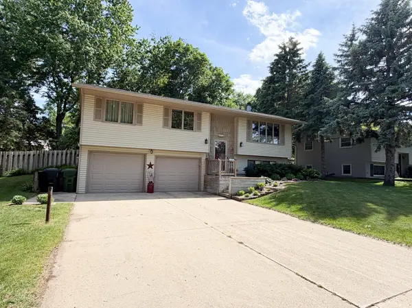 1925 Driftwood AVE, Worthington, MN 56187
