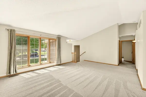 2813 Ashland PL NW, Rochester, MN 55901