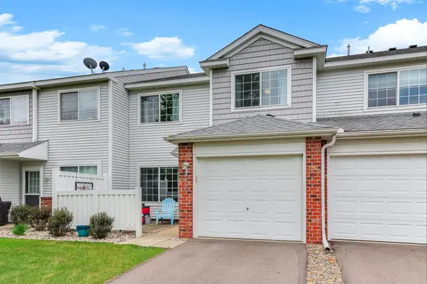 6458 158th ST W #361, Apple Valley, MN 55124