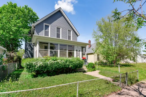 53 Geranium AVE E, Saint Paul, MN 55117