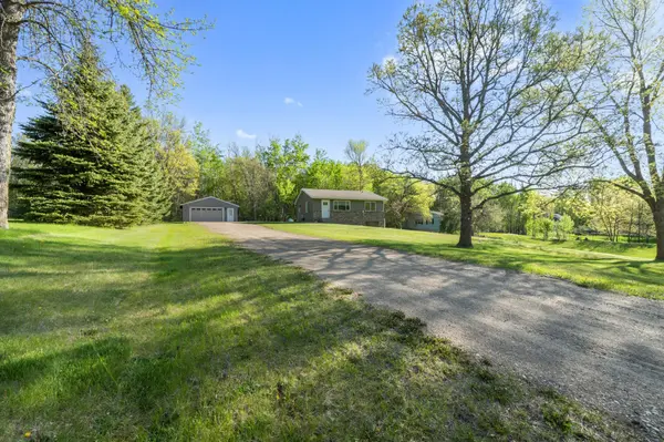 537 Birchwood RD NW, Alexandria, MN 56308