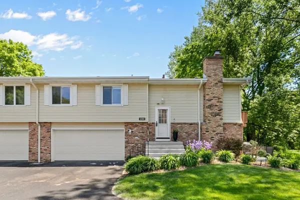 1266 119th LN NW, Coon Rapids, MN 55448