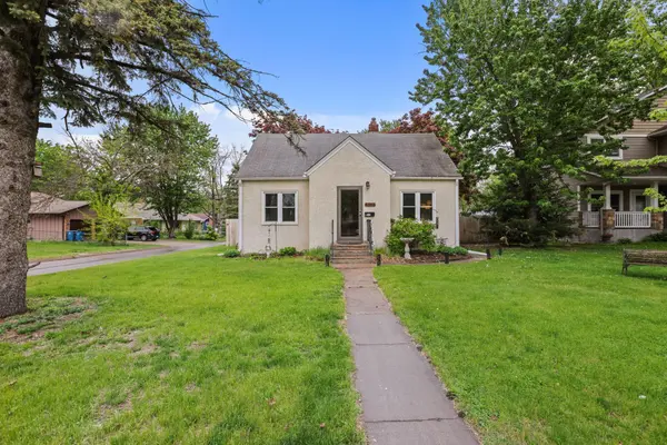 4366 Vera Cruz AVE N, Robbinsdale, MN 55422