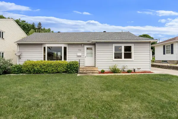 105 Giles PL, Albert Lea, MN 56007