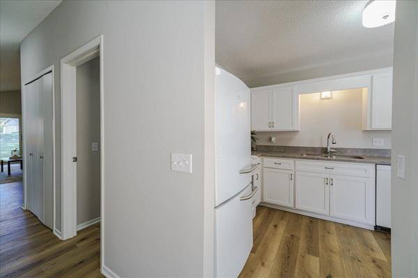 5035 147th ST W, Apple Valley, MN 55124
