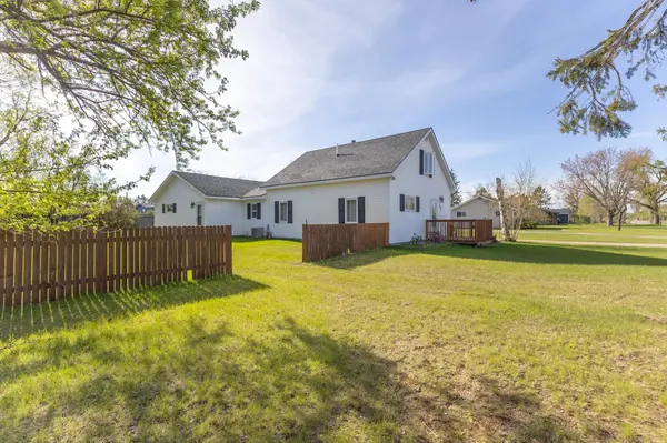 412 Grant AVE SE, Bemidji, MN 56601