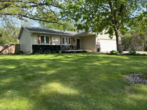 417 S Austin AVE, Litchfield, MN 55355
