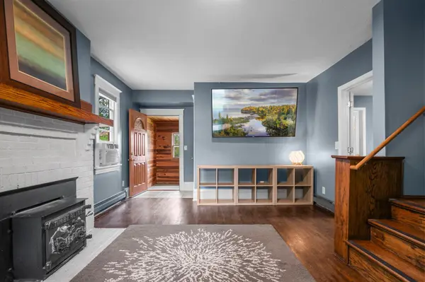 220 4th AVE E, Shakopee, MN 55379