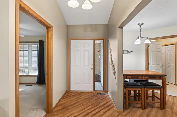 17274 Marshfield LN, Prior Lake, MN 55372
