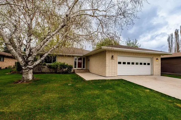 3513 River DR S, Fargo, ND 58104