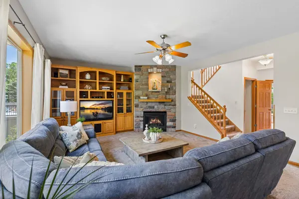 20670 Hazelwood TRL, Lakeville, MN 55044