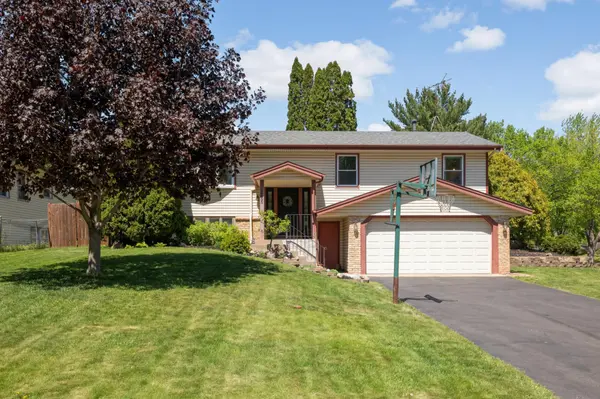 14895 Easter AVE, Apple Valley, MN 55124