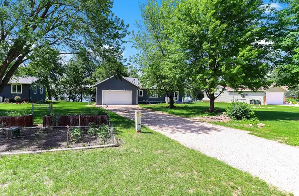 24922 Crescent View RD, Paynesville, MN 56362