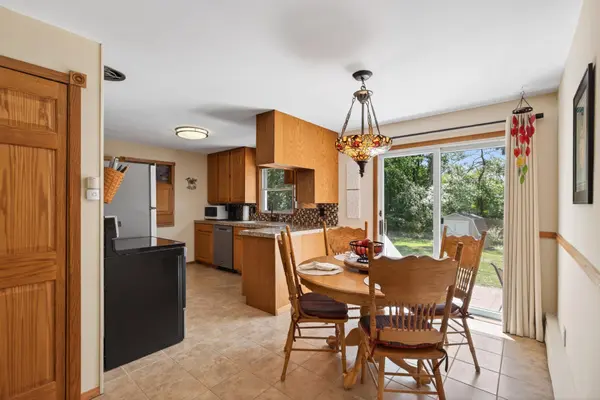 11311 Lorry LN W, Minnetonka, MN 55305