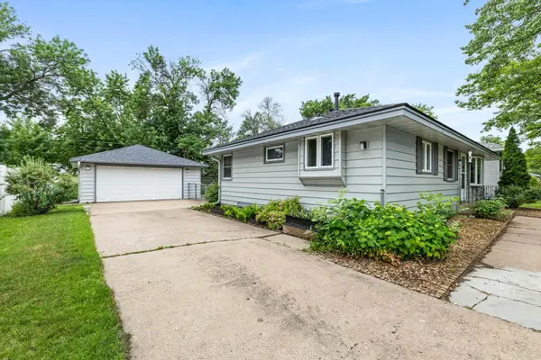 2900 115th LN NW, Coon Rapids, MN 55433