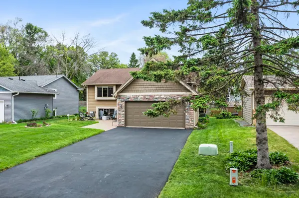4271 Valley Forge PL, Eagan, MN 55123