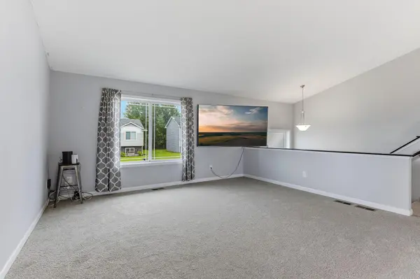 925 Highview Loop SE, Pine City, MN 55063